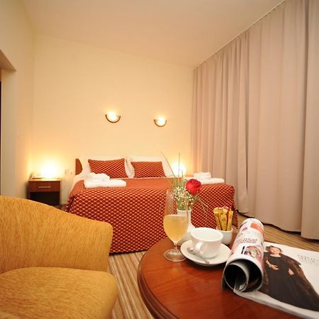 Hotel Shirok Sokak Битоля Екстериор снимка