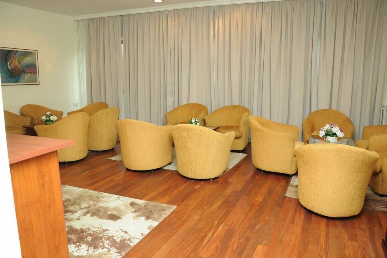 Hotel Shirok Sokak Битоля Екстериор снимка